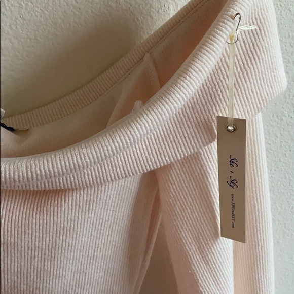 Crop Sweater - Picture 5 of 5